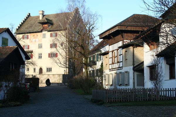 Foto: Schloss Greifensee (Charly Bernasconi, wikimedia commons, CC BY-SA 3.0)